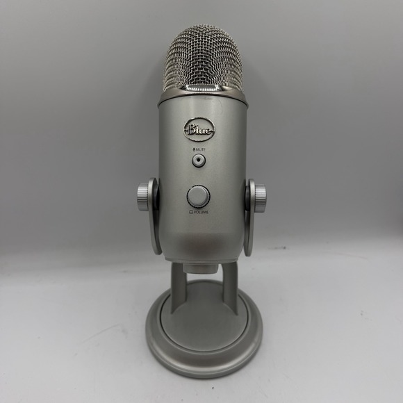 Blue Microphones Other - Blue Yeti USB Microphone A00132 Silver Podcast Streaming Mic w/ Stand